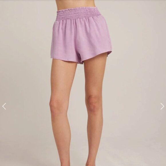NEW Bella Dahl | Smocked Waist Tencel Short In Orchid Blush - Picture 3 of 11